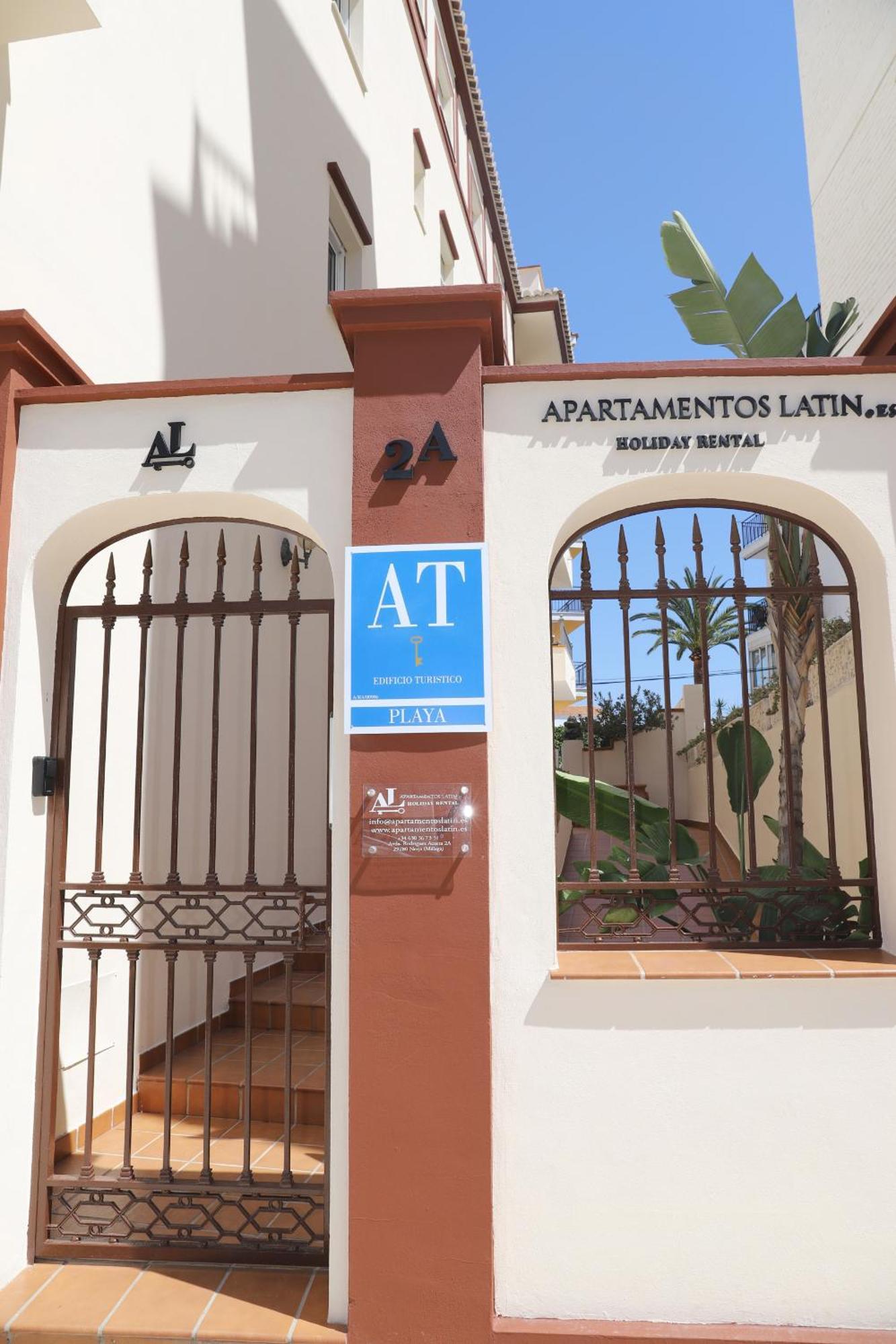 Apartamentos Latin Nerja Buitenkant foto