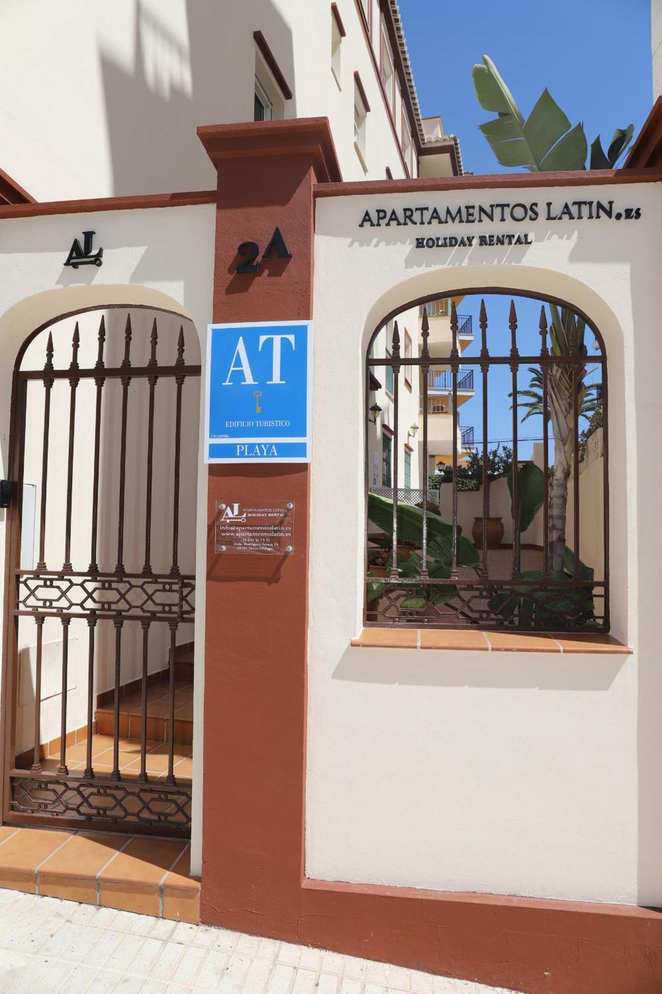 Apartamentos Latin Nerja Buitenkant foto