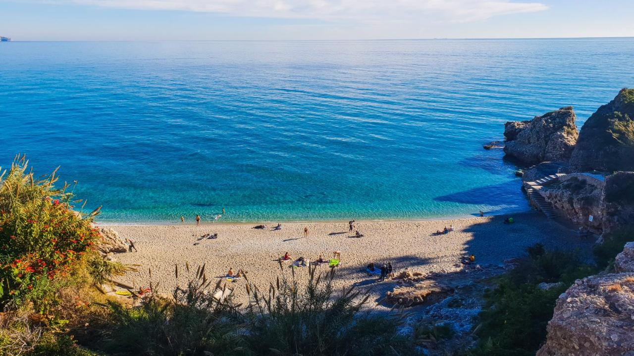 Apartamentos Latin Nerja Buitenkant foto